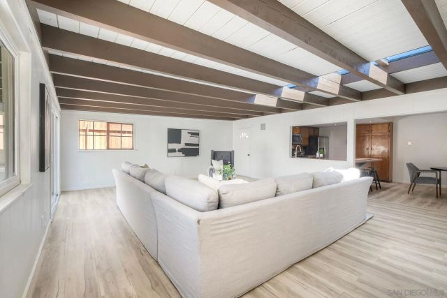 750 Melrose Pl, Vista, CA 92083