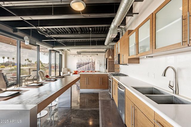 4020 N SCOTTSDALE Road 3006, Scottsdale, AZ 85251