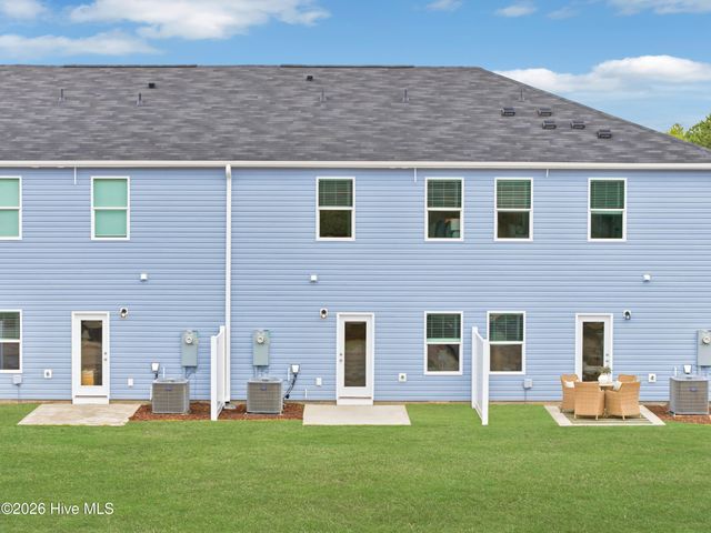 226 Senna Drive, Holly Ridge, NC 28445