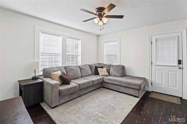 319 N Washington Street, De Soto, MO 63020