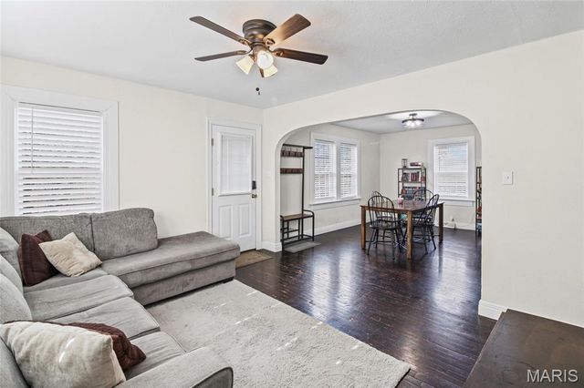 319 N Washington Street, De Soto, MO 63020