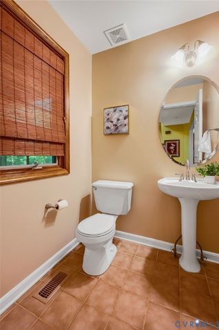 18287 Shiloh Church Rd, Hanover, VA 23015