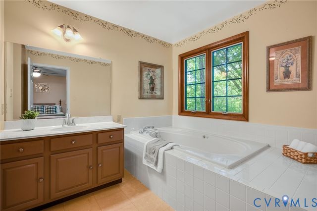 18287 Shiloh Church Rd, Hanover, VA 23015