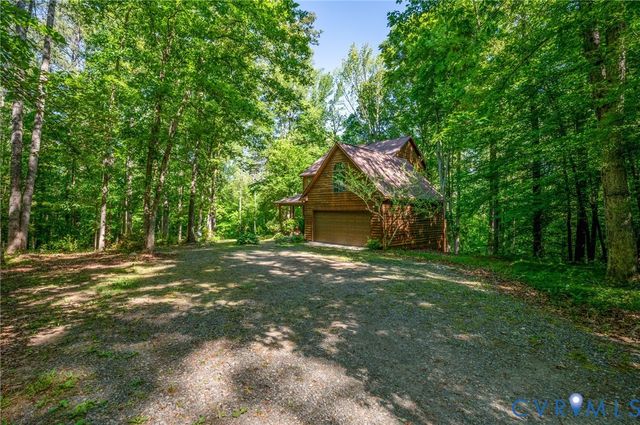 18287 Shiloh Church Rd, Hanover, VA 23015