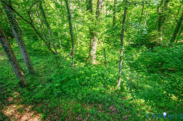18287 Shiloh Church Rd, Hanover, VA 23015