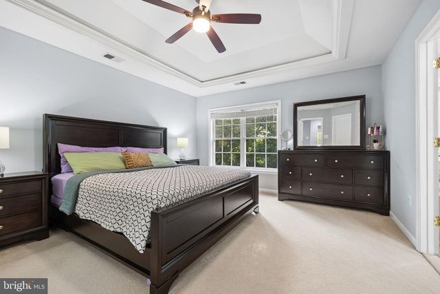 116 HERNDON MILL CIR, Herndon, VA 20170