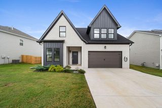 8405 Snowdrop Way, Ooltewah, TN 37363