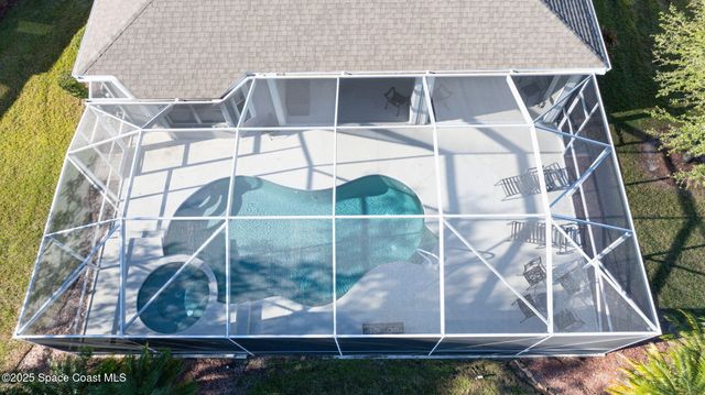 348 Gardendale Circle SE, Palm Bay, FL 32909