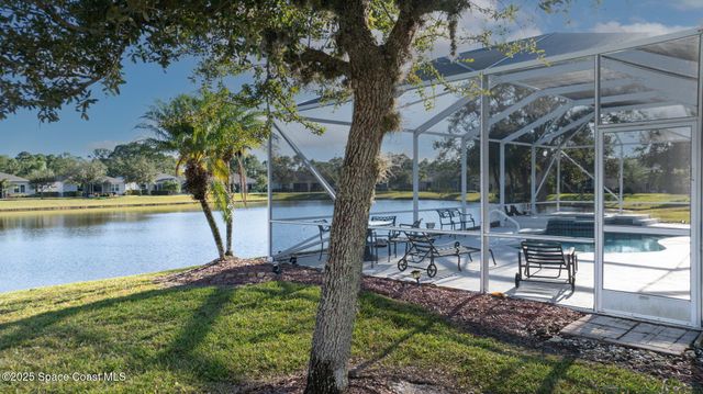 348 Gardendale Circle SE, Palm Bay, FL 32909