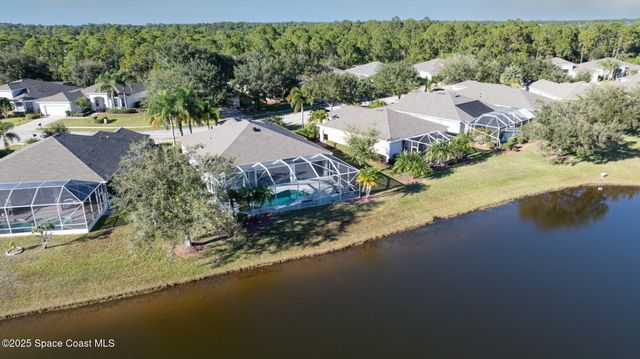 348 Gardendale Circle SE, Palm Bay, FL 32909