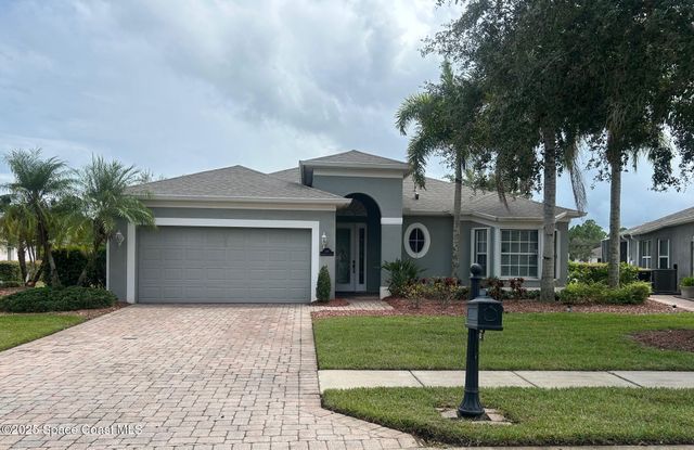 348 Gardendale Circle SE, Palm Bay, FL 32909