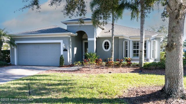 348 Gardendale Circle SE, Palm Bay, FL 32909