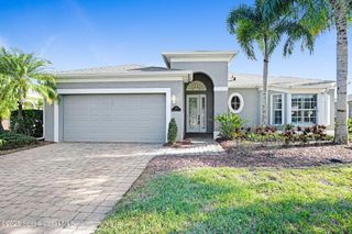 348 Gardendale Circle SE, Palm Bay, FL 32909
