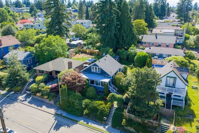 10209 64th Avenue S, Seattle, WA 98178