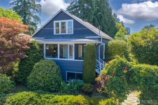 10209 64th Avenue S, Seattle, WA 98178