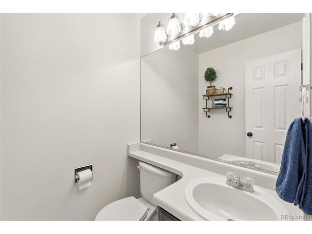 2206 Settlers Dr, Pueblo, CO 81008