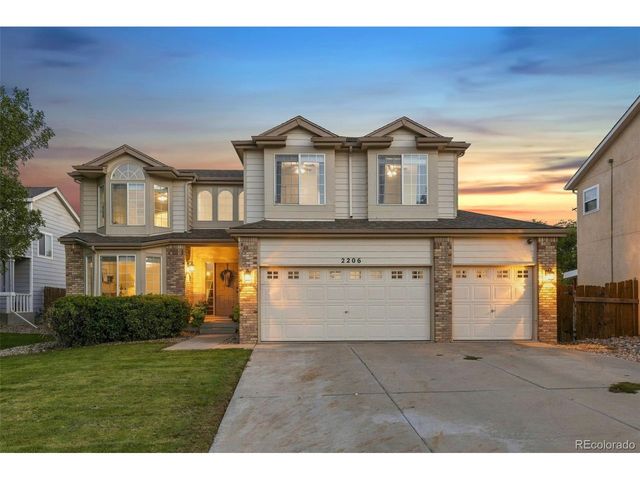 2206 Settlers Dr, Pueblo, CO 81008
