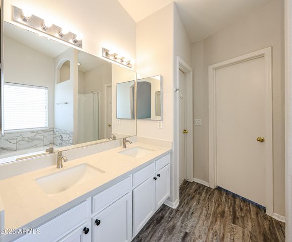 6431 W CHISUM Trail, Phoenix, AZ 85083