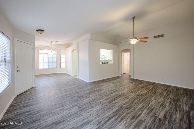 6431 W CHISUM Trail, Phoenix, AZ 85083
