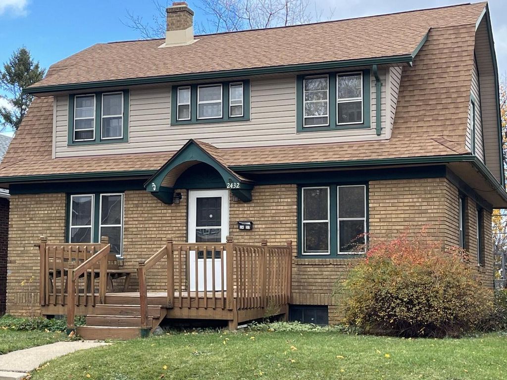 2432 N 55th STREET, Milwaukee, WI 53210