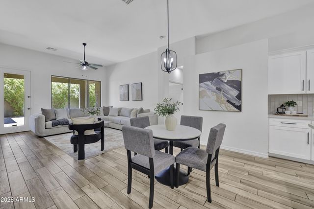 7218 N 84TH Drive, Glendale, AZ 85305