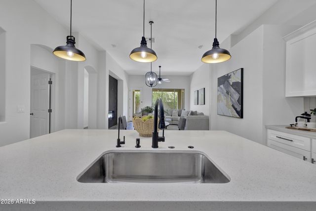 7218 N 84TH Drive, Glendale, AZ 85305