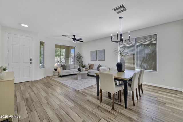 7218 N 84TH Drive, Glendale, AZ 85305