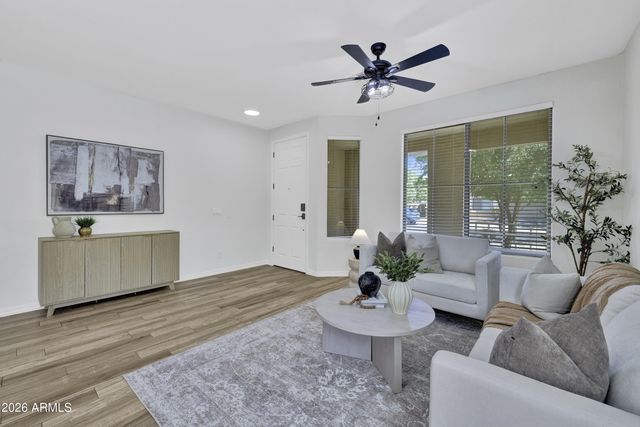 7218 N 84TH Drive, Glendale, AZ 85305