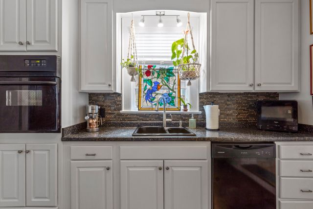 643 E Crest Road, Chattanooga, TN 37404