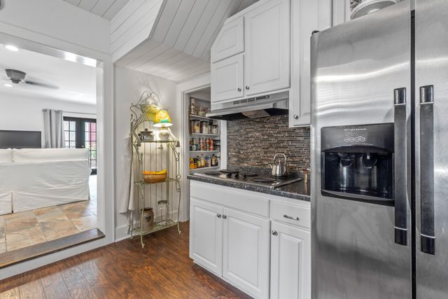 643 E Crest Road, Chattanooga, TN 37404