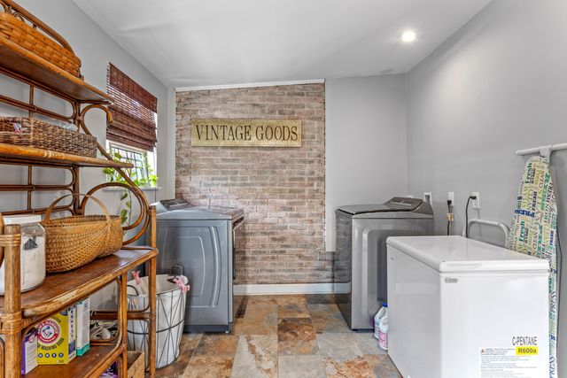 643 E Crest Road, Chattanooga, TN 37404
