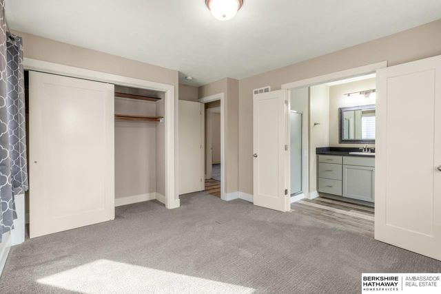 1216 Starview Lane, Lincoln, NE 68512