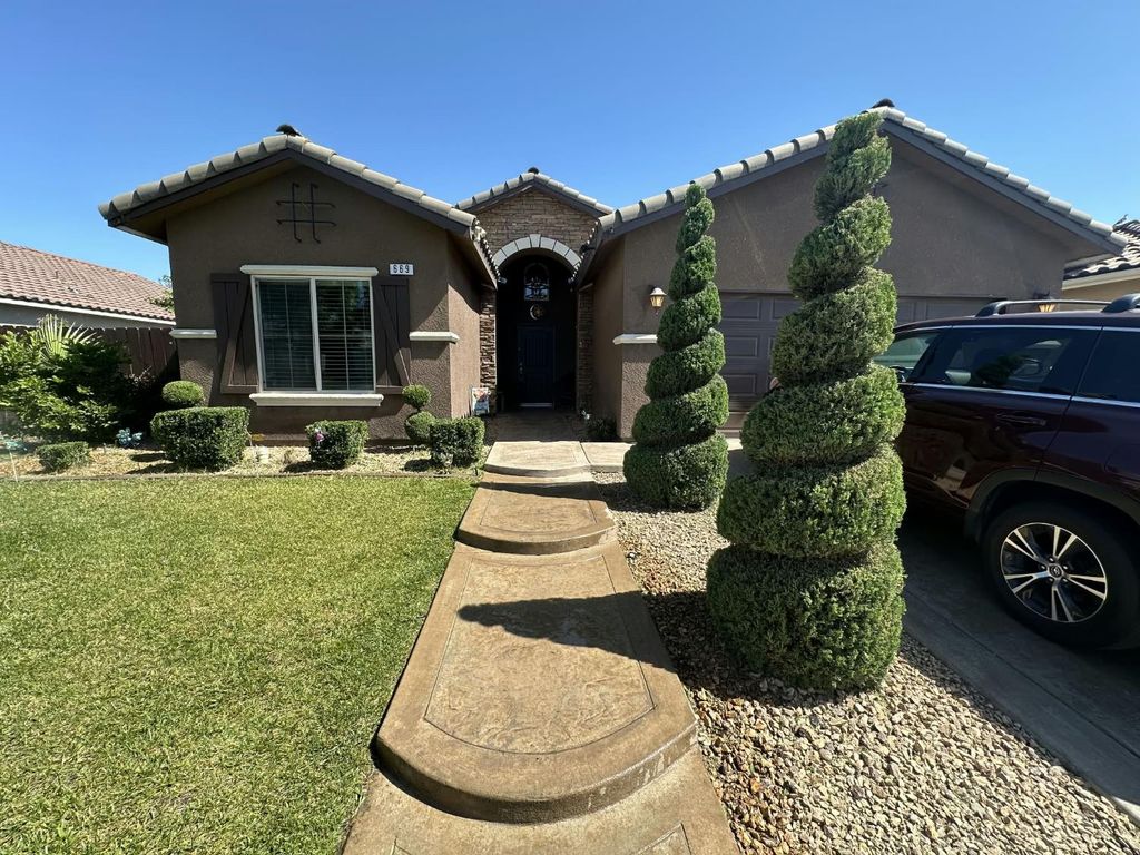 Image 1 of property listing at 669 Ficklin Drive, Madera, CA 93637