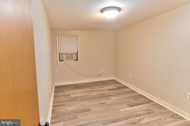 926 GRAND ST, Harrisburg, PA 17102