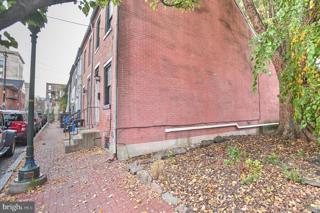 926 GRAND ST, Harrisburg, PA 17102