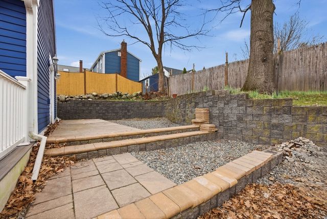 6 Cardinal Rd, Danvers, MA 01923