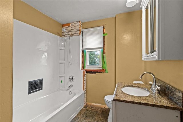 1570 Briarwood Avenue, Columbus, OH 43211