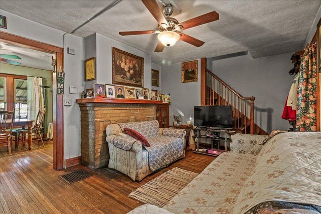 1570 Briarwood Avenue, Columbus, OH 43211
