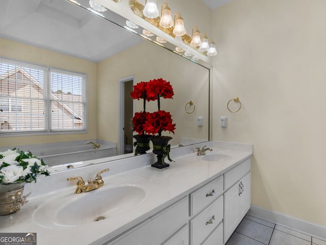 214 Cheshire Drive, Griffin, GA 30223