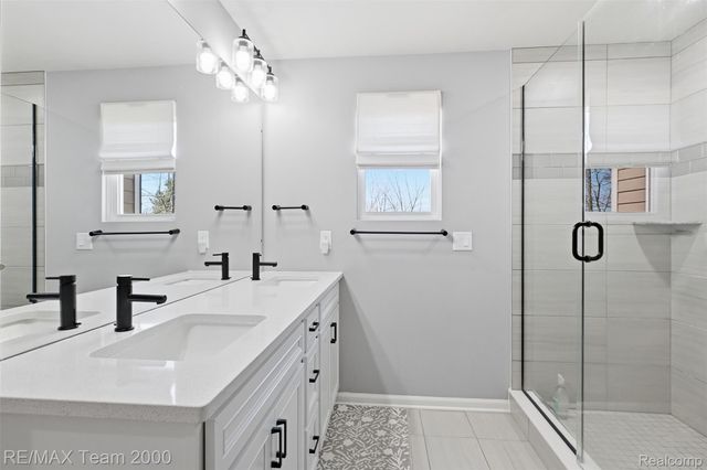 838 Addison Circle, Commerce Charter Township, MI 48390