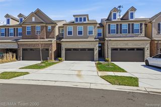 838 Addison Circle, Commerce Charter Township, MI 48390