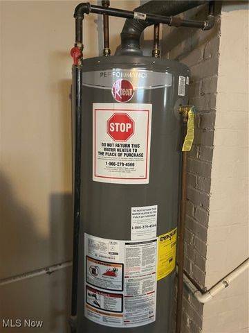 5409 Hollywood Avenue, Maple Heights, OH 44137