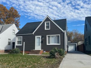 5409 Hollywood Avenue, Maple Heights, OH 44137