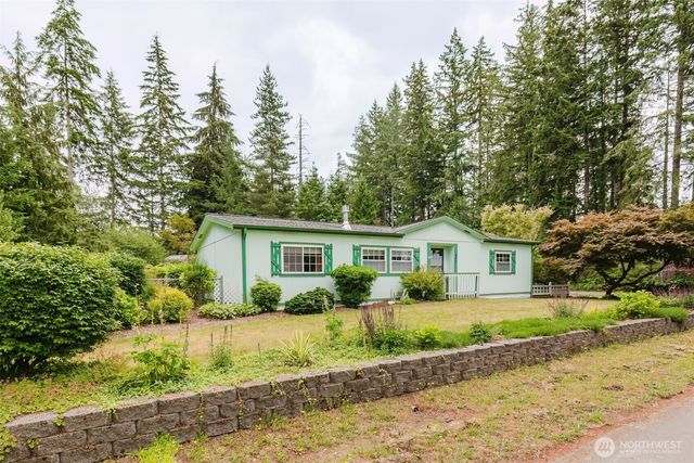 881 E Cedar Street, Belfair, WA 98528