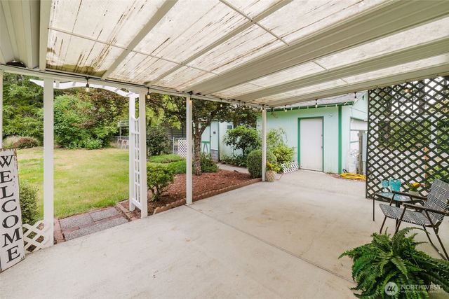 881 E Cedar Street, Belfair, WA 98528