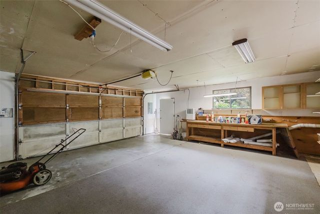881 E Cedar Street, Belfair, WA 98528