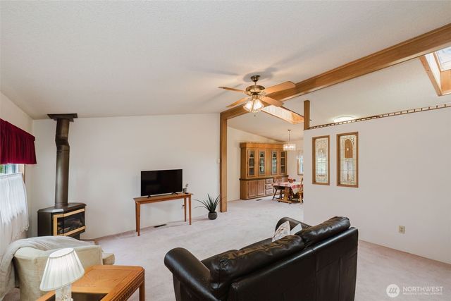 881 E Cedar Street, Belfair, WA 98528