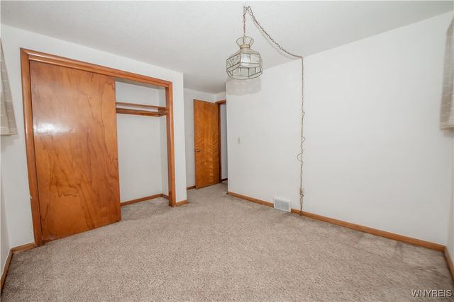 680 Dick Road, Cheektowaga, NY 14225