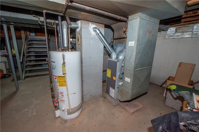 680 Dick Road, Cheektowaga, NY 14225