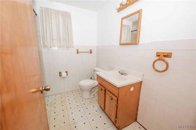 680 Dick Road, Cheektowaga, NY 14225